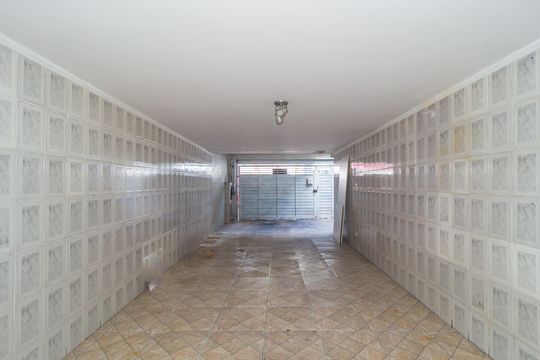 Garagem de casa à venda com 3 quartos, 125m² em Água Rasa, São Paulo