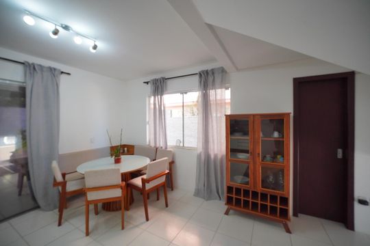 Sala de Jantar de casa para alugar com 3 quartos, 133m² em Campeche Central, Florianópolis