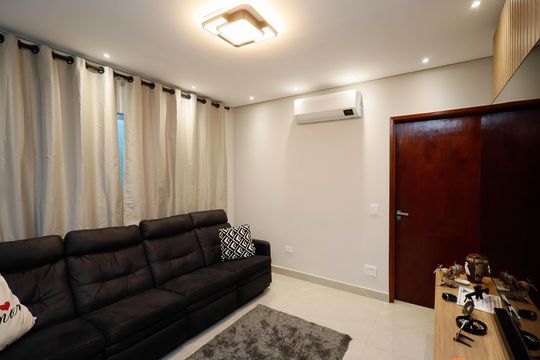 Casa à venda com 2 quartos, 90m² em Jardim Guanca, São Paulo