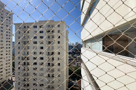 Vista do Closet - Suíte 2 de apartamento para alugar com 3 quartos, 204m² em Jardim do Mar, São Bernardo do Campo