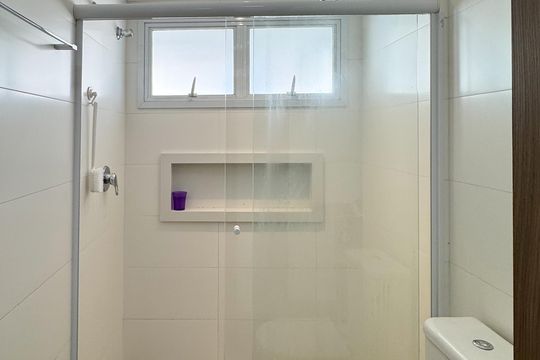 Banheiro - Suíte 2 de apartamento para alugar com 3 quartos, 204m² em Jardim do Mar, São Bernardo do Campo