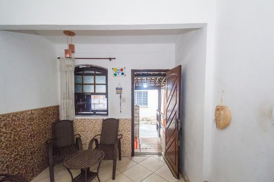 Sala de casa à venda com 2 quartos, 90m² em Realengo, Rio de Janeiro