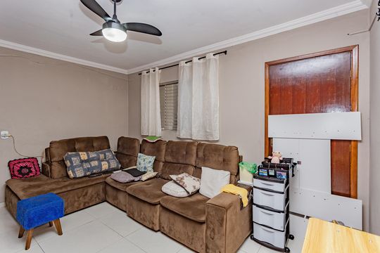 Sala de casa à venda com 3 quartos, 100m² em Parque Bristol, São Paulo
