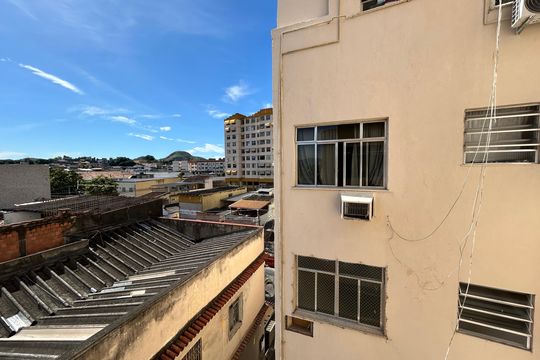 Vista do Quarto 2 de apartamento à venda com 2 quartos, 60m² em Quintino Bocaiúva, Rio de Janeiro