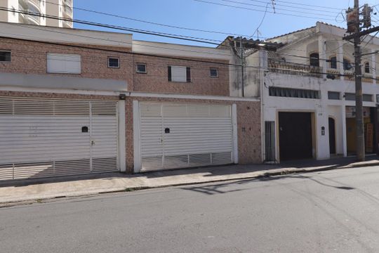 Fachada de casa à venda com 3 quartos, 55m² em Vila Valparaíso, Santo André