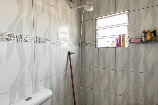 Banheiro  de apartamento à venda com 1 quarto, 42m² em Artur Alvim, São Paulo