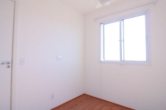 Quarto de apartamento à venda com 1 quarto, 28m² em Jardim Planalto, São Paulo