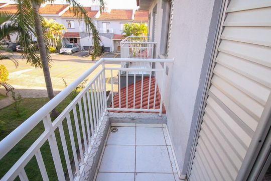 Casa de Condomínio para alugar com 2 quartos, 62m² em Jardim Guairaca, São Paulo