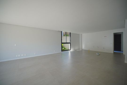 Sala de casa para alugar com 3 quartos, 256m² em João Paulo, Florianópolis