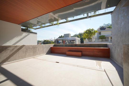 Varanda da Sala e piscina de casa para alugar com 3 quartos, 256m² em João Paulo, Florianópolis