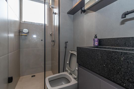  Banheiro  de apartamento para alugar com 2 quartos, 45m² em Jardim Flamboyant, Paulínia