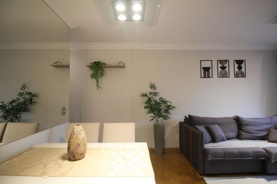 Sala de apartamento para alugar com 2 quartos, 60m² em Santo Amaro, São Paulo