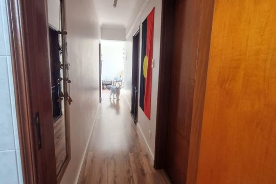 Corredor de apartamento à venda com 2 quartos, 85m² em Vila Industrial (Campinas), Campinas