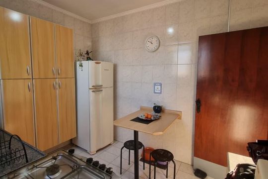 Cozinha de apartamento à venda com 2 quartos, 85m² em Vila Industrial (Campinas), Campinas