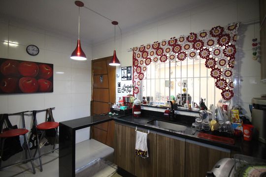 Casa à venda com 3 quartos, 120m² em São Lucas, São Paulo