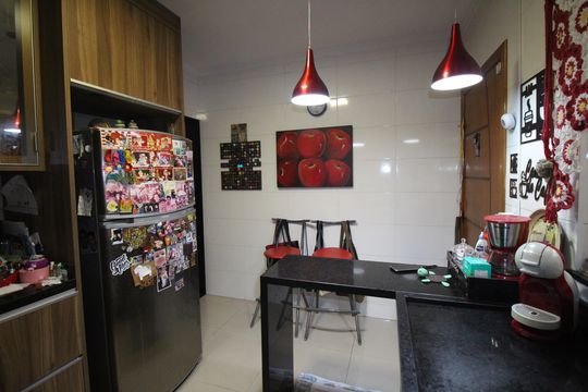 Casa à venda com 3 quartos, 120m² em São Lucas, São Paulo