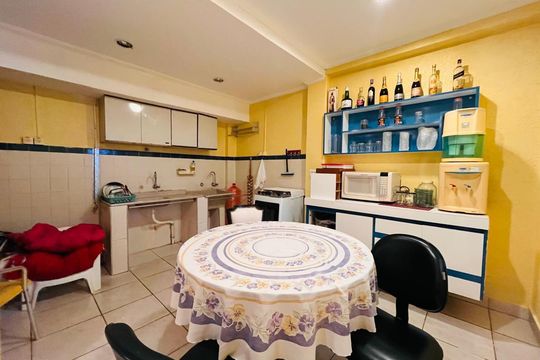 Cozinha de casa à venda com 4 quartos, 410m² em Penha de França, São Paulo