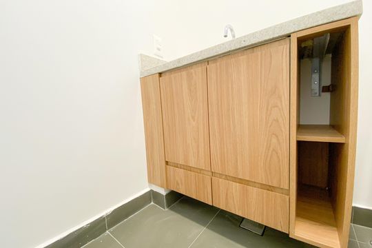 Banheiro Suíte 1 de apartamento para alugar com 2 quartos, 59m² em Vila Ipojuca, São Paulo