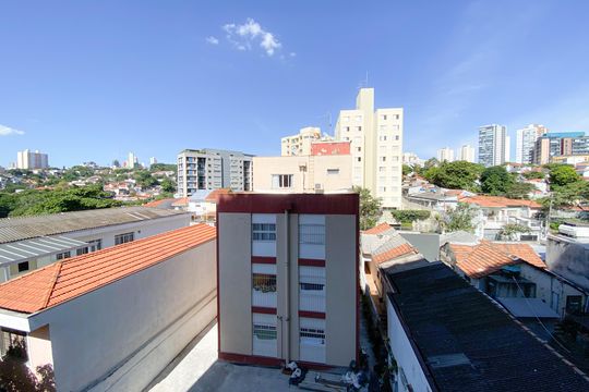 Suíte 2 de apartamento para alugar com 2 quartos, 59m² em Vila Ipojuca, São Paulo