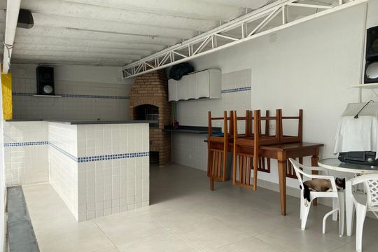 Churrasqueira de casa à venda com 4 quartos, 240m² em Vila Gomes, São Paulo