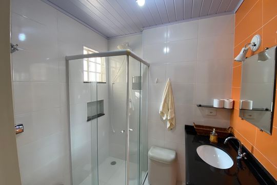 Edícula de casa à venda com 4 quartos, 240m² em Vila Gomes, São Paulo