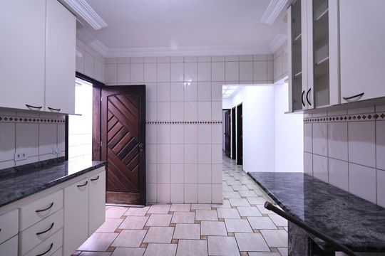 Cozinha de casa à venda com 3 quartos, 300m² em Parque Capuava, Santo André