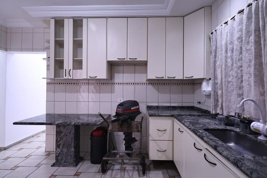 Cozinha de casa à venda com 3 quartos, 300m² em Parque Capuava, Santo André