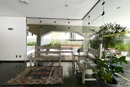 Área comum - Hall de Entrada de apartamento para alugar com 3 quartos, 200m² em Cambuí, Campinas