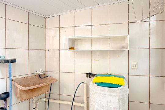 Lavanderia de casa para alugar com 2 quartos, 70m² em Ingleses do Rio Vermelho, Florianópolis