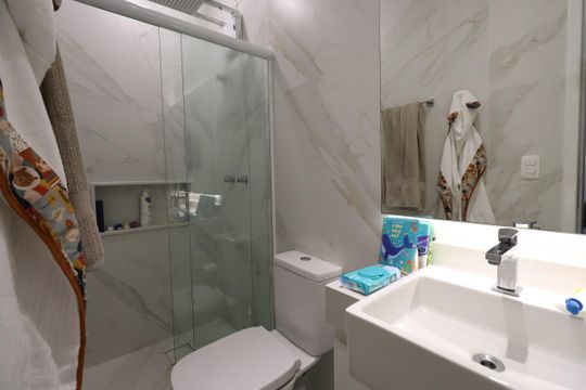 Banheiro da Suíte 2 de casa à venda com 3 quartos, 100m² em Vila Carrão, São Paulo