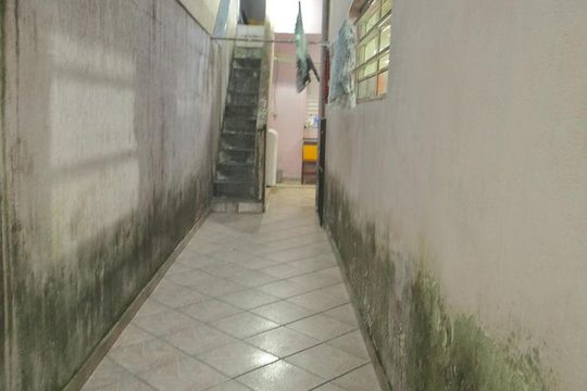 Corredor lateral  de casa à venda com 3 quartos, 112m² em Santa Terezinha, São Bernardo do Campo