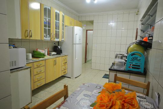 Cozinha  de casa à venda com 3 quartos, 112m² em Santa Terezinha, São Bernardo do Campo