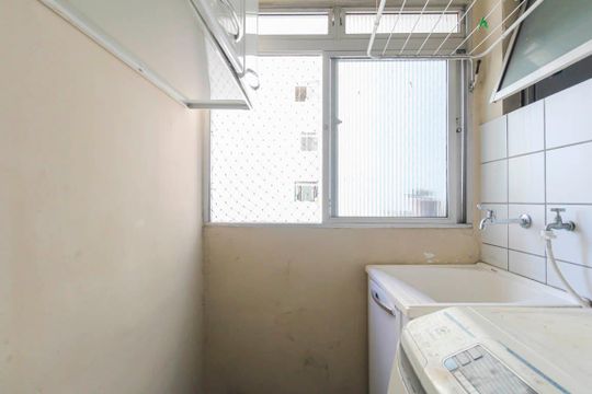 Apartamento à venda com 2 quartos, 55m² em Jardim Santa Teresinha, São Paulo
