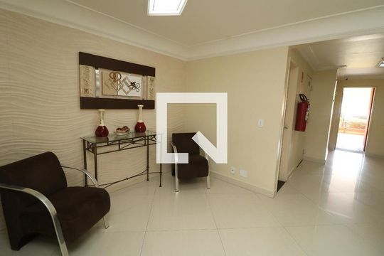 Apartamento à venda com 2 quartos, 55m² em Jardim Santa Teresinha, São Paulo