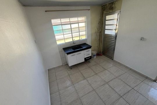 Casa à venda com 2 quartos, 140m² em Cocaia, Guarulhos