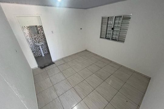 Casa à venda com 2 quartos, 140m² em Cocaia, Guarulhos