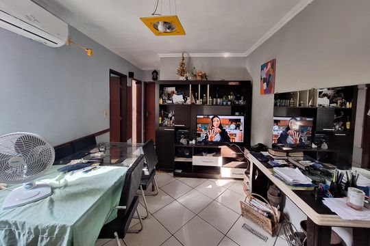 Sala 1 de apartamento à venda com 2 quartos, 52m² em Barreto, Niterói