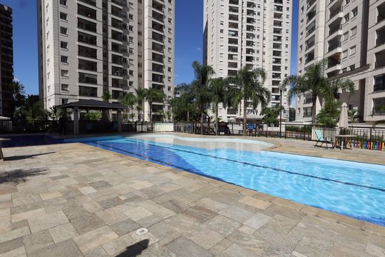 Área comum - Piscina de apartamento à venda com 2 quartos, 70m² em Vila Suzana, São Paulo
