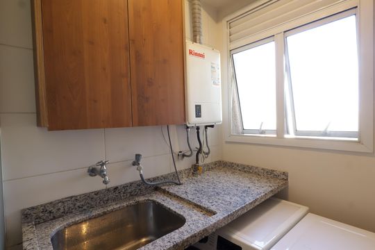 Área de Serviço de apartamento à venda com 2 quartos, 70m² em Vila Suzana, São Paulo