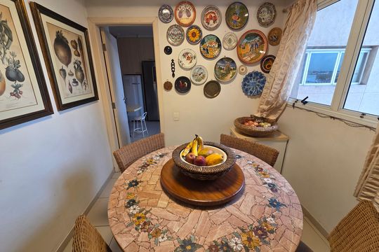 Sala de apartamento para alugar com 3 quartos, 198m² em Indianópolis, São Paulo