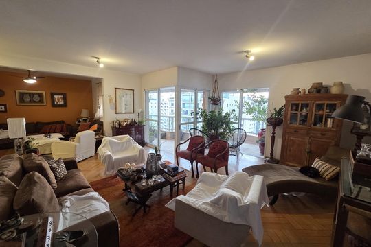 Apartamento para alugar com 3 quartos, 198m² em Indianópolis, São Paulo