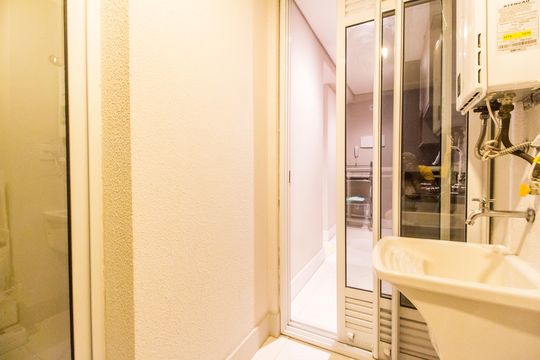 Área de Serviço de apartamento à venda com 2 quartos, 70m² em Empresarial 18 do Forte, Barueri