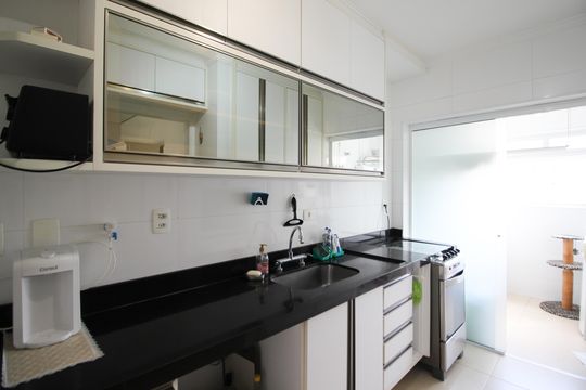 Cozinha de apartamento à venda com 3 quartos, 85m² em Planalto Paulista, São Paulo