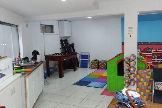 Casa à venda com 3 quartos, 169m² em Jardim Las Vegas, Santo André