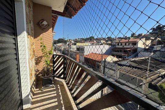 Sacada de casa à venda com 3 quartos, 200m² em Bela Vista, Osasco