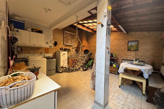 Área gourmet de casa à venda com 3 quartos, 200m² em Bela Vista, Osasco