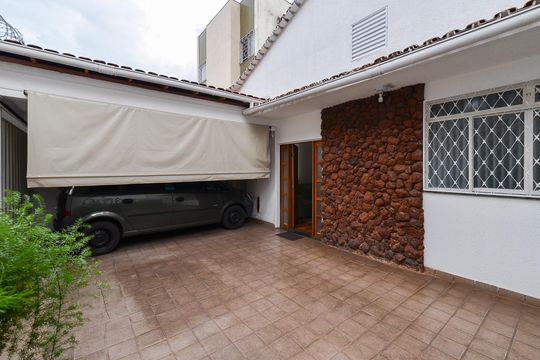 Área externa - Garagem de casa à venda com 4 quartos, 195m² em Sagrada Família, Belo Horizonte