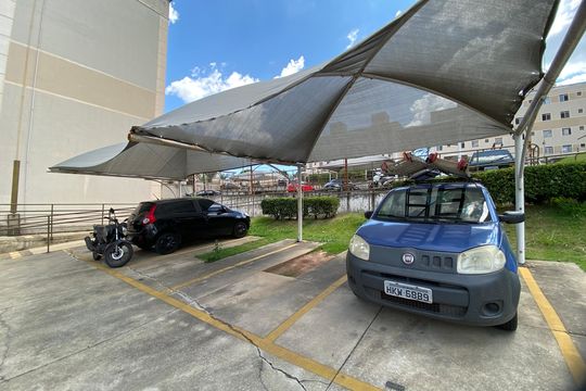 Garagem de apartamento para alugar com 2 quartos, 52m² em Nova Baden, Contagem