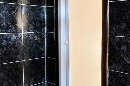 Banheiro de casa para alugar com 1 quarto, 45m² em Olinda, Nilópolis