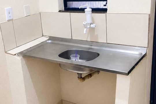Cozinha de casa para alugar com 1 quarto, 45m² em Olinda, Nilópolis